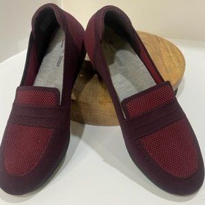 WOMENS CLARKS CLOUDSTEPPERS CARLY CASUAL SLIP-ON FLATS/LOAFERS SIZE 11 W WINE